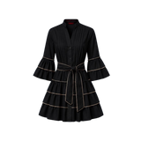 Robes courtes Boutique Pep's en popeline de coton, disponibles en blanc et noir avec manches à volants et ceinture.